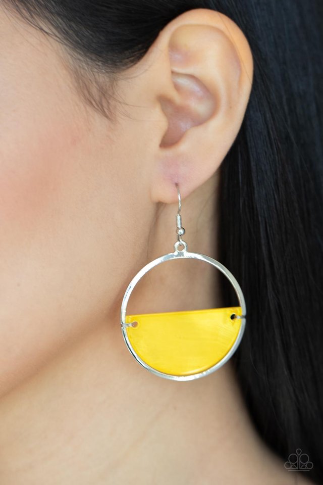 Seashore Vibes - Yellow - Paparazzi Earring Image