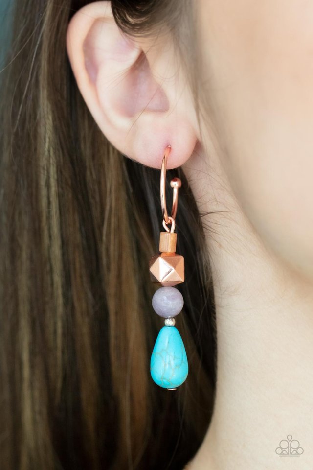 Boulevard Stroll - Copper - Paparazzi Earring Image
