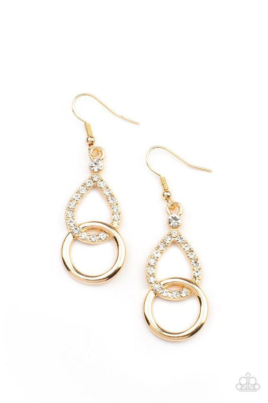 Red Carpet Couture - Gold - Paparazzi Earring Image