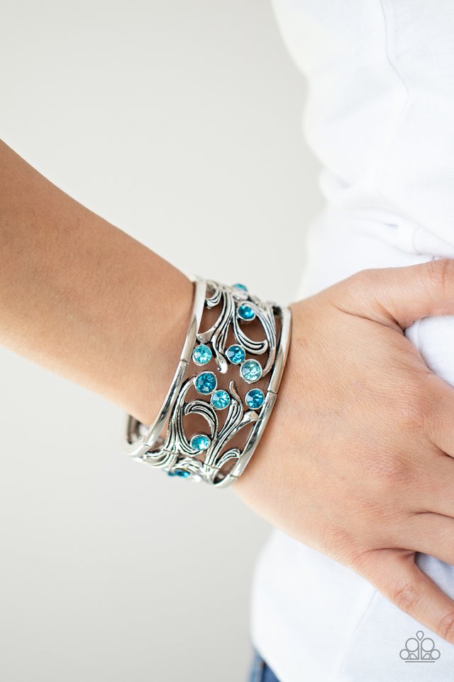 Garden Masquerade - Blue - Paparazzi Bracelet Image