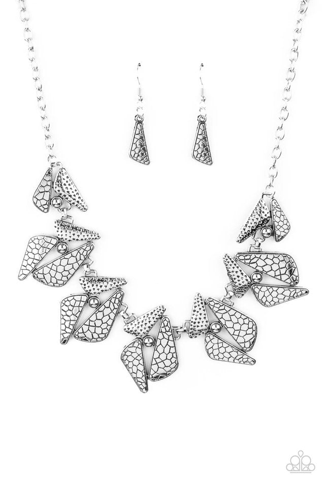 Extra Expedition - Silver - Paparazzi Necklace Image