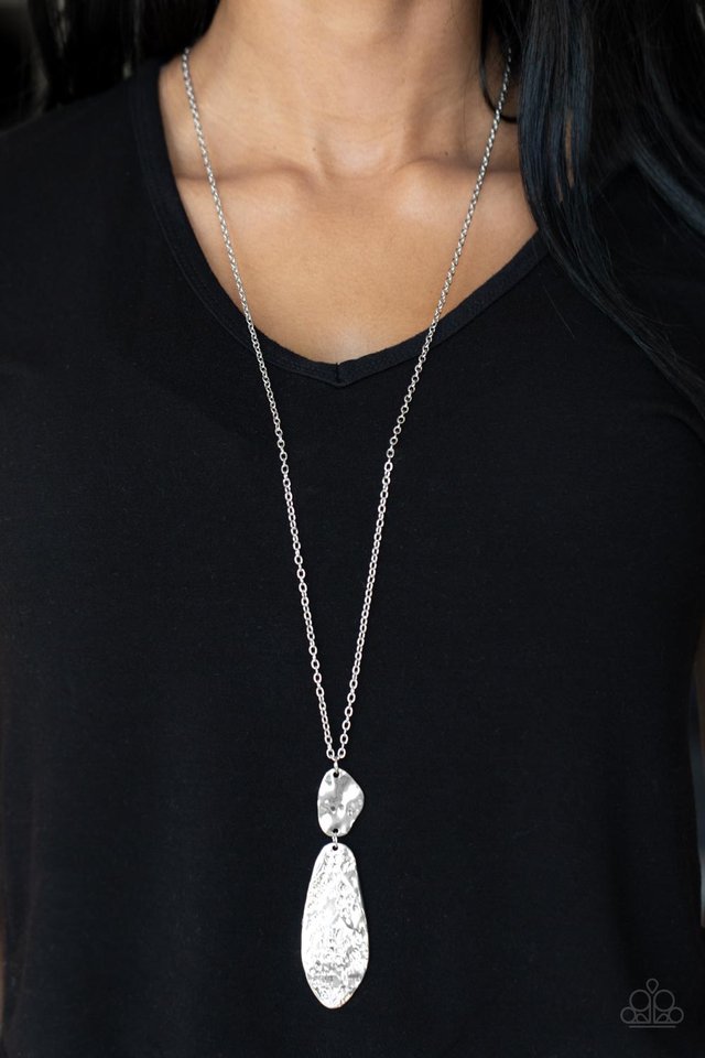 Artisan Abode - Silver - Paparazzi Necklace Image