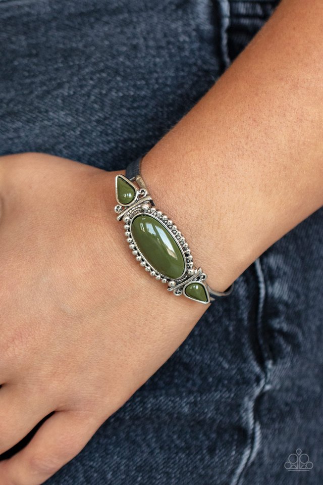 Tribal Trinket - Green - Paparazzi Bracelet Image