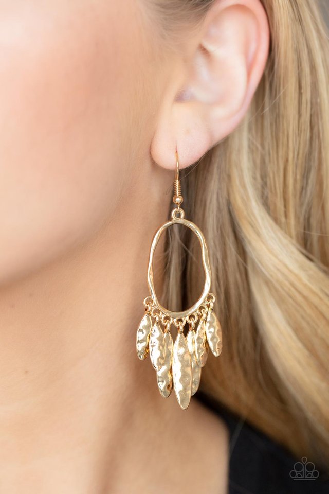 Artisan Aria - Gold - Paparazzi Earring Image