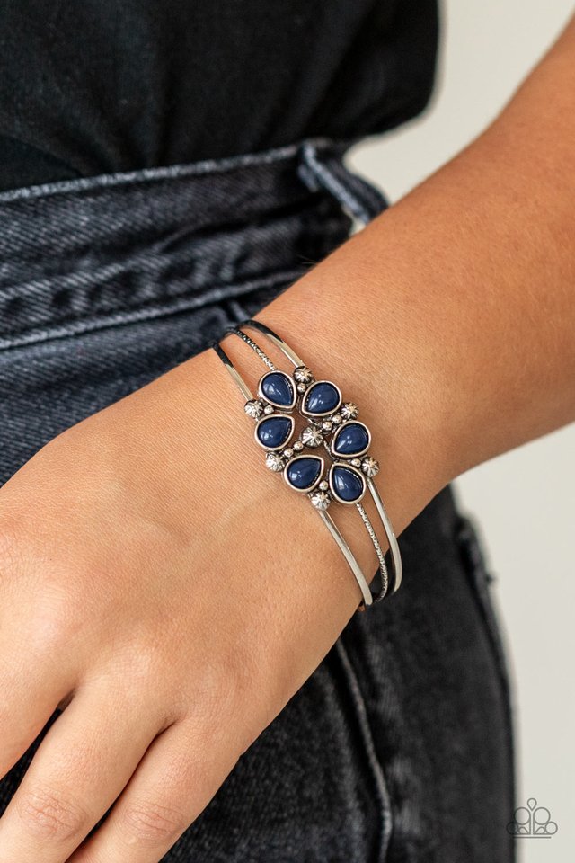 ​Taj Mahal Meadow - Blue - Paparazzi Bracelet Image