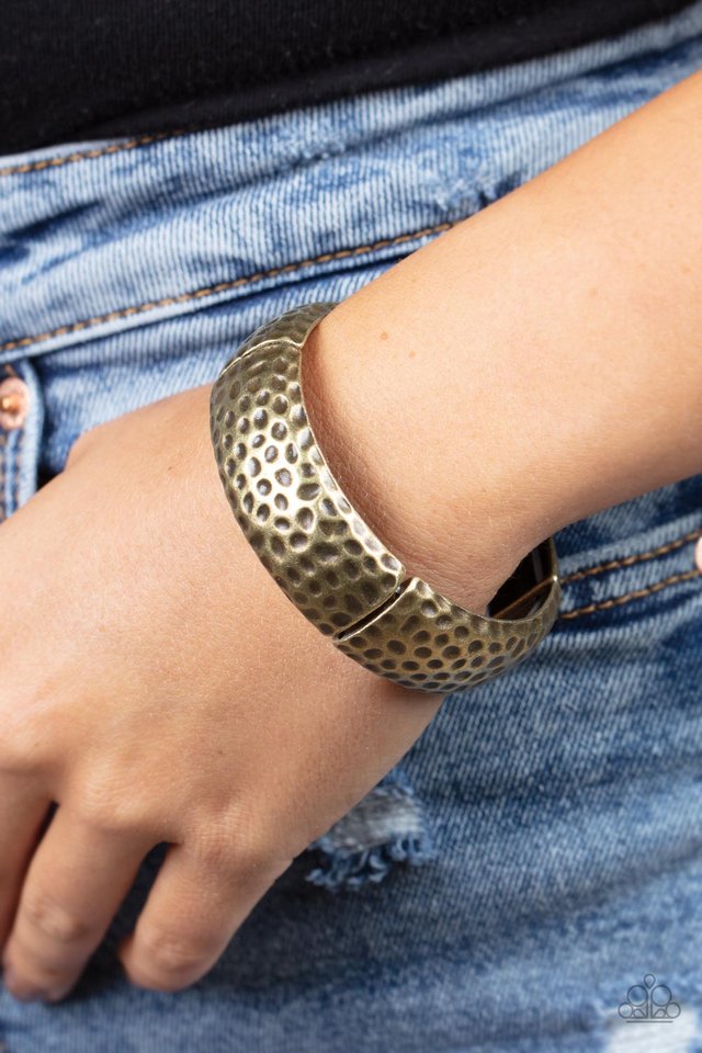 ​Come Under The Hammer - Brass - Paparazzi Bracelet Image