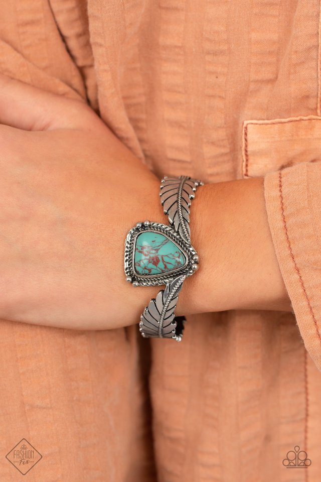 Desert Roost - Blue - Paparazzi Bracelet Image