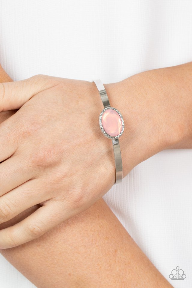 Misty Meadow - Pink - Paparazzi Bracelet Image