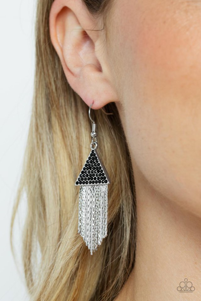 ​Pyramid SHEEN - Black - Paparazzi Earring Image