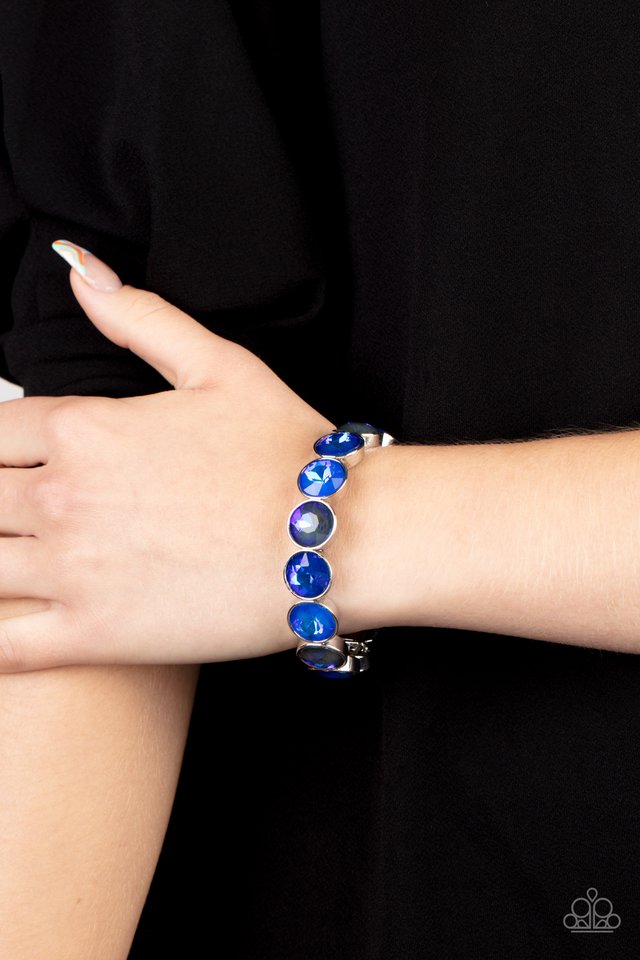 Radiant on Repeat - Blue - Paparazzi Bracelet Image