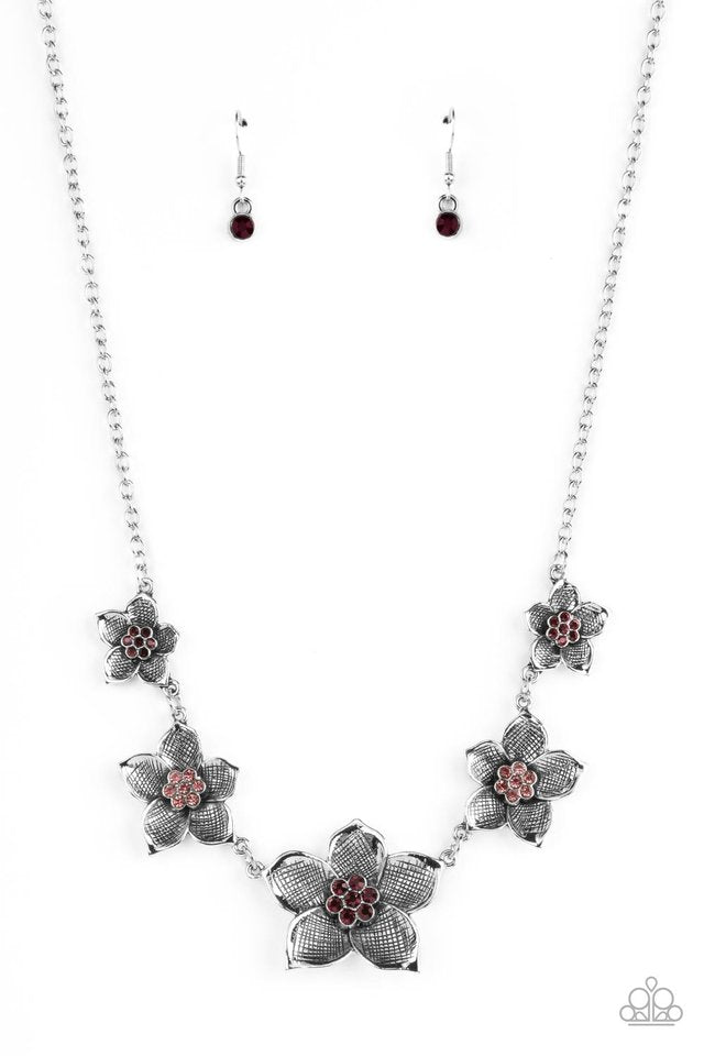 ​Wallflower Wonderland - Purple - Paparazzi Necklace Image