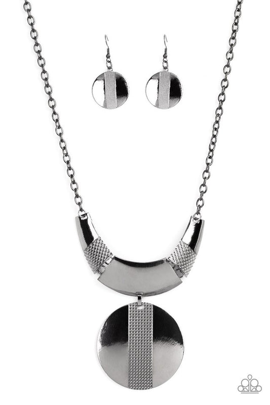 Metallic Enchantress - Black - Paparazzi Necklace Image