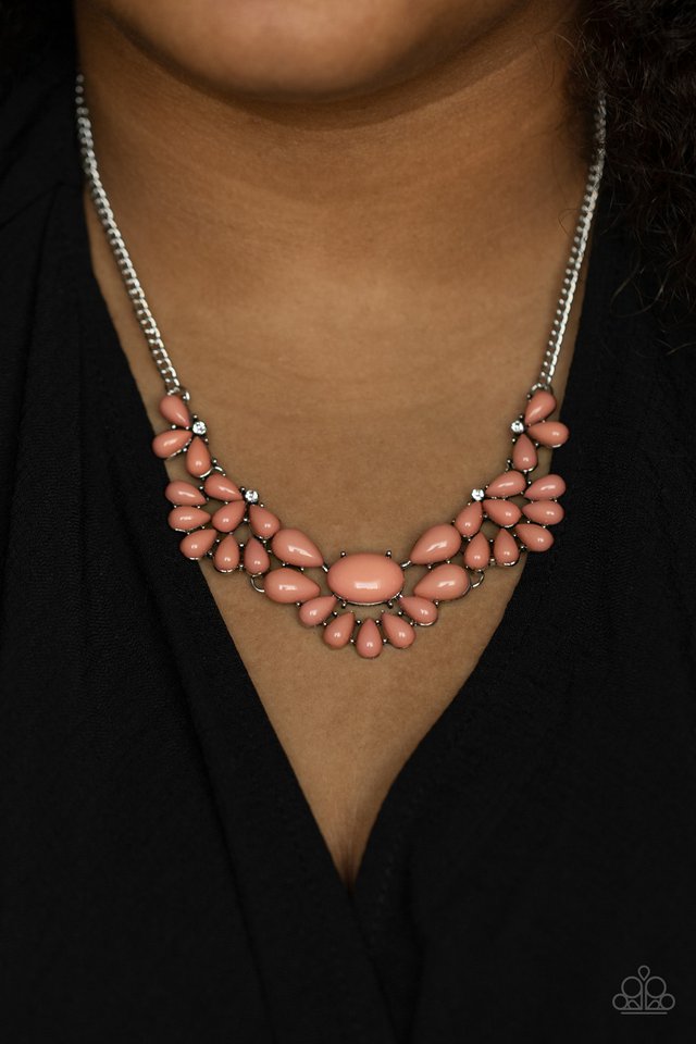 Secret GARDENISTA - Pink - Paparazzi Necklace Image