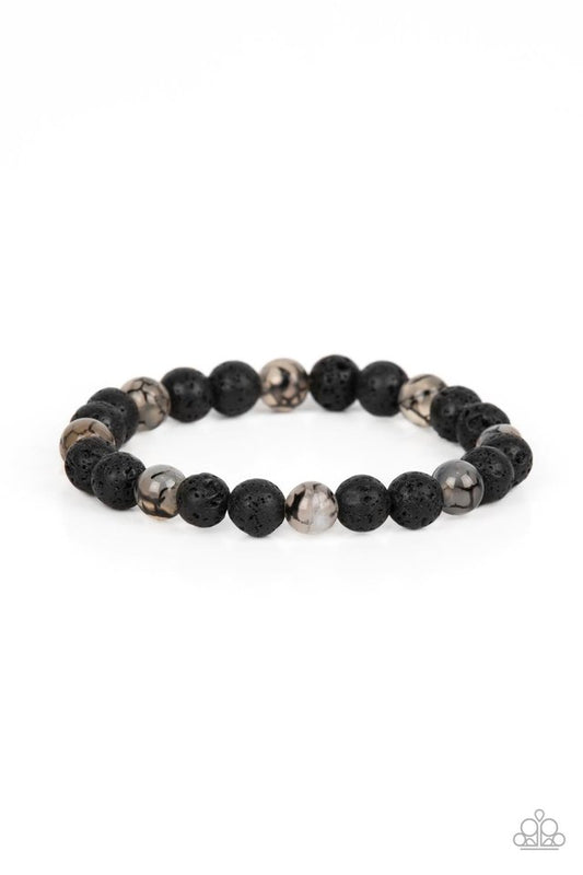 Molten Mogul - Black - Paparazzi Bracelet Image