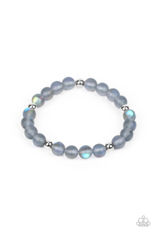 Forever and a DAYDREAM - Silver - Paparazzi Bracelet Image