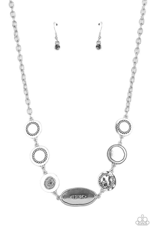 Uniquely Unconventional - Silver - Paparazzi Necklace Image