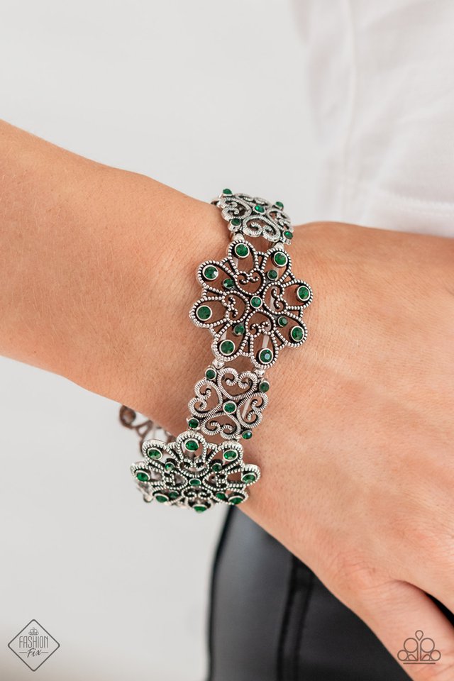 Regal Recognition - Green - Paparazzi Bracelet Image