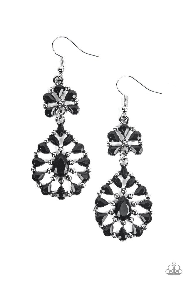 ​Posh Palooza - Black - Paparazzi Earring Image