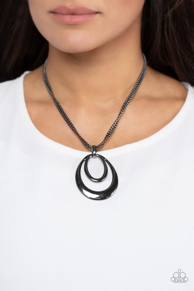 Suburban Storm - Black - Paparazzi Necklace Image