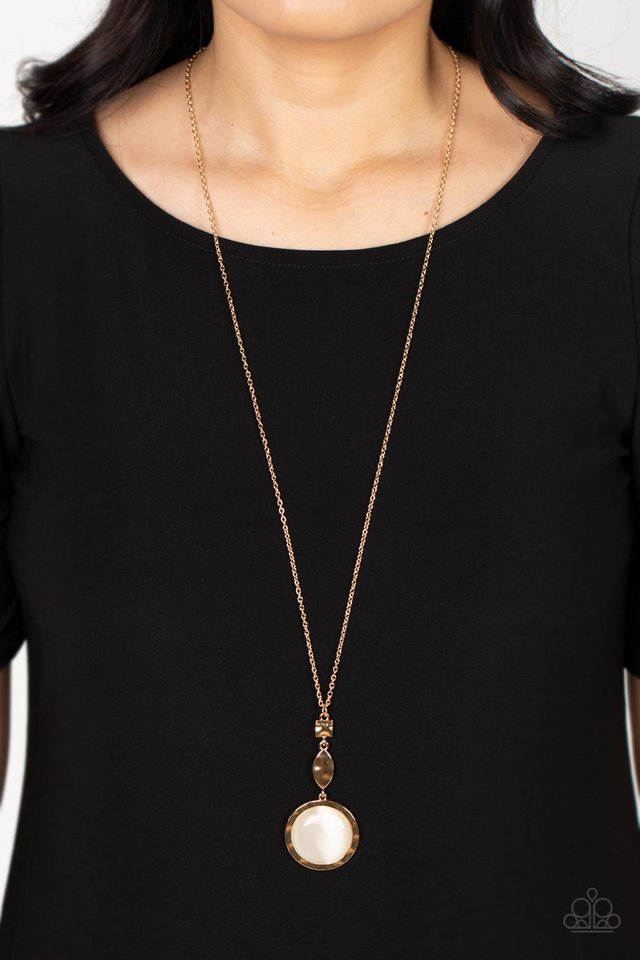 Magic Carpet Cruise - Gold - Paparazzi Necklace Image