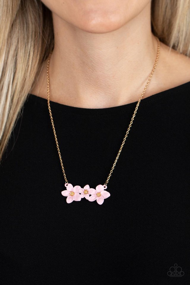 Petunia Picnic - Pink - Paparazzi Necklace Image