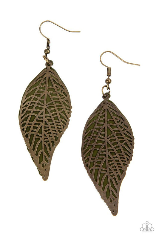 ​Leafy Luxury - Green - Paparazzi Earring Image