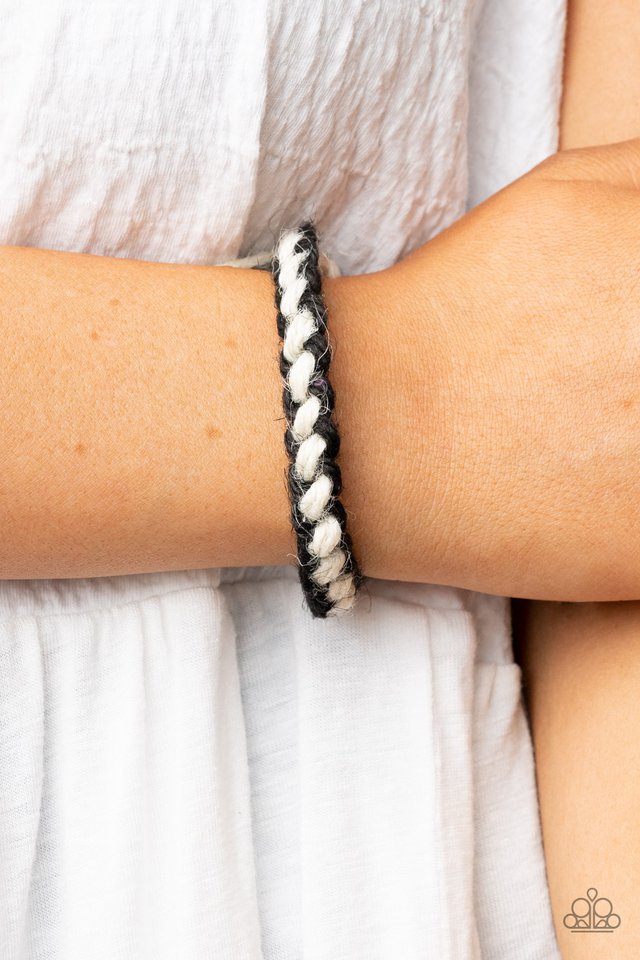 Nautical Nonsense - Black - Paparazzi Bracelet Image