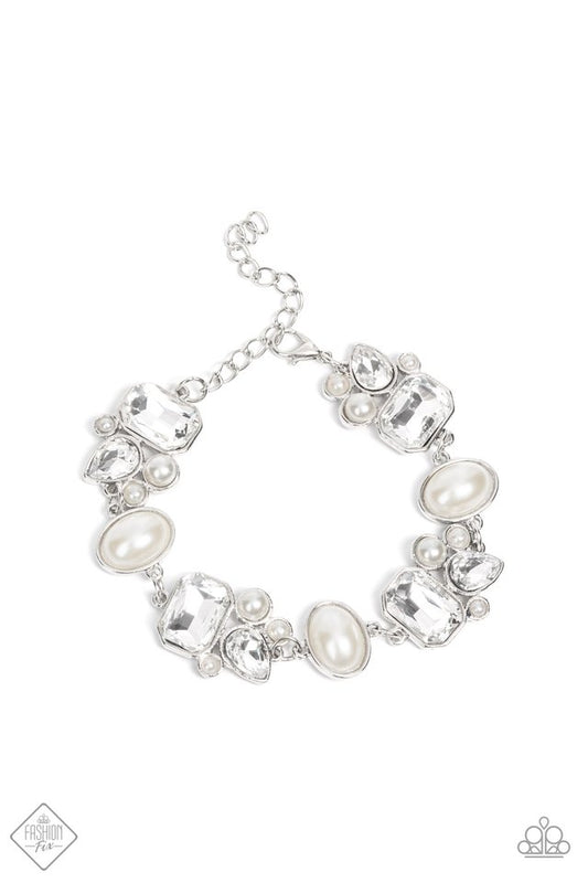 ​Best in SHOWSTOPPING - White - Paparazzi Bracelet Image