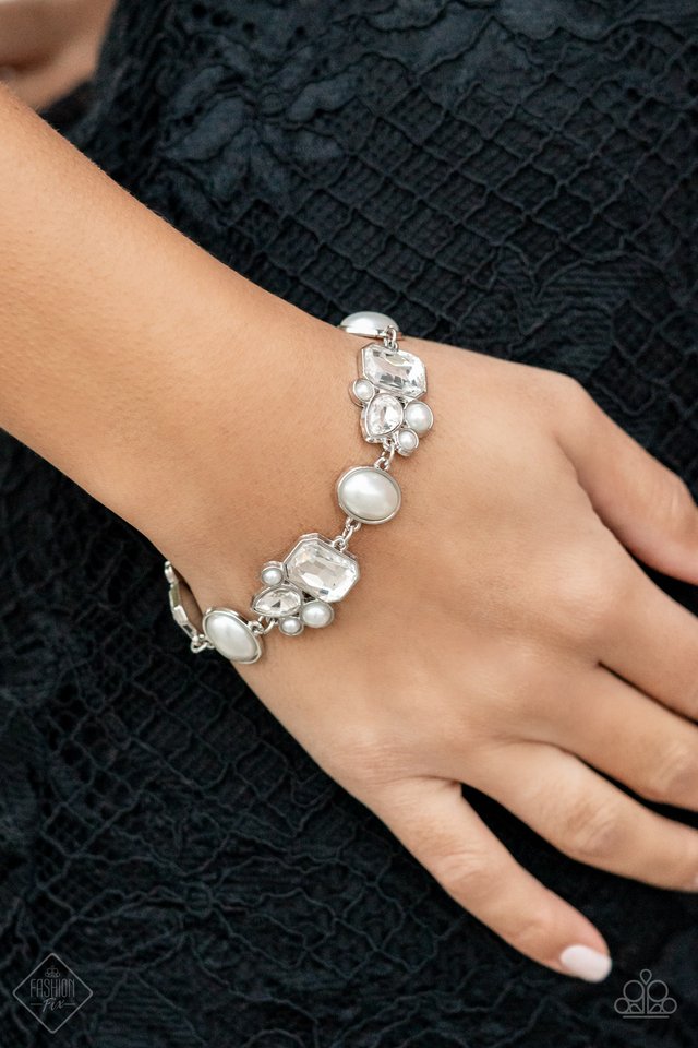 ​Best in SHOWSTOPPING - White - Paparazzi Bracelet Image