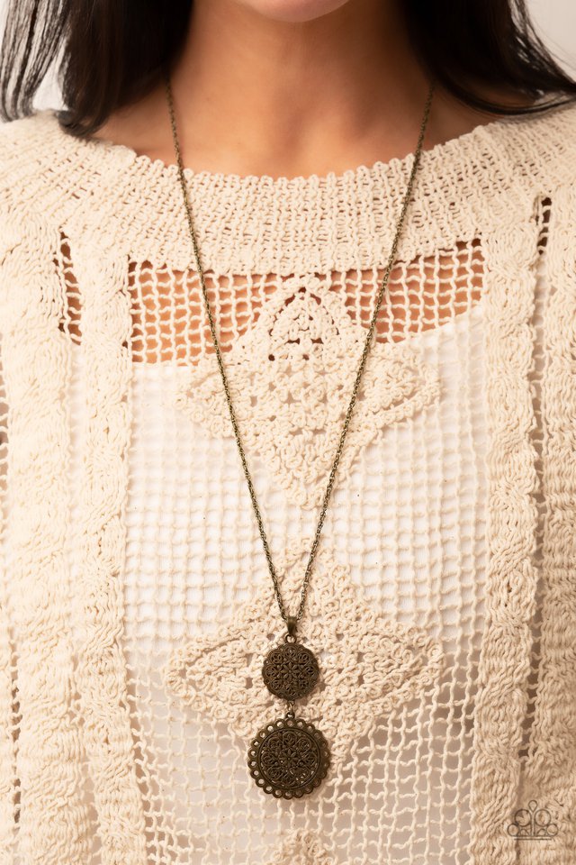 Meet Me At The Garden Gate - Brass - Paparazzi Necklace Image