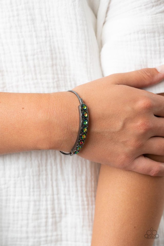 Vertigo Views - Multi - Paparazzi Bracelet Image