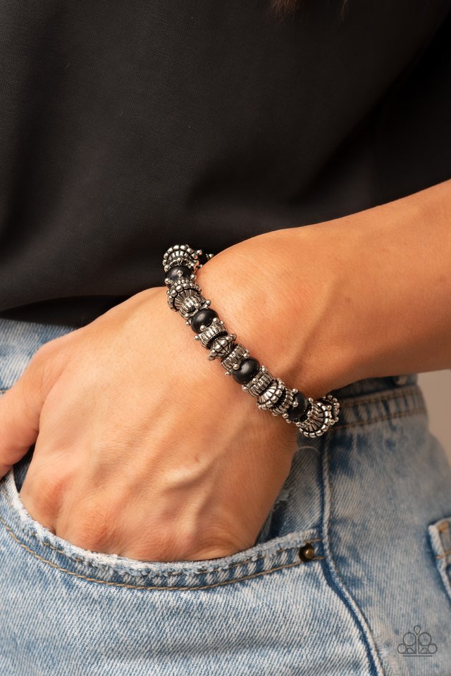 Canyon Crusher - Black - Paparazzi Bracelet Image