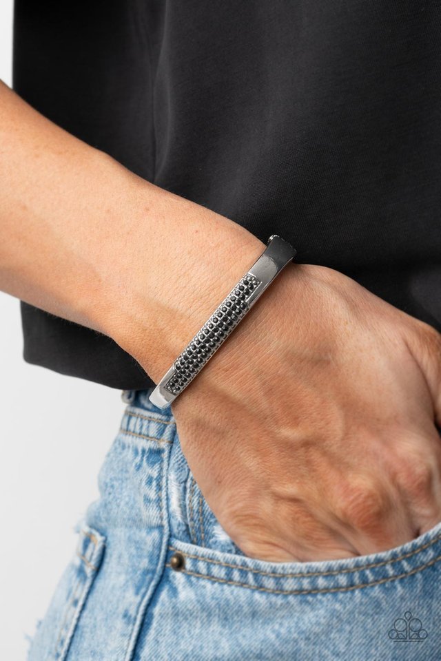 Chart-Topping Twinkle - Black - Paparazzi Bracelet Image