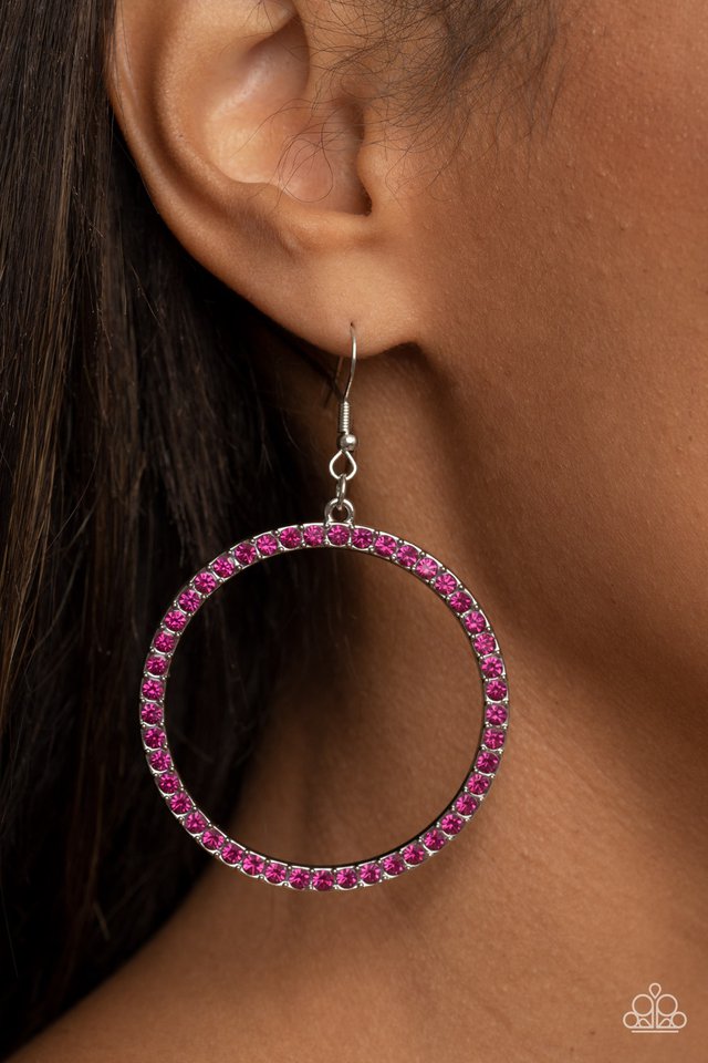 Head-Turning Halo - Pink - Paparazzi Earring Image