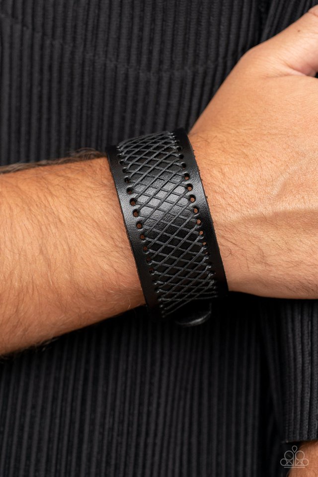 Drifter Discovery - Black - Paparazzi Bracelet Image