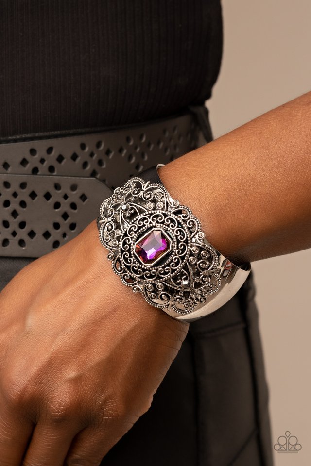 ​Throne Room Royal - Purple - Paparazzi Bracelet Image
