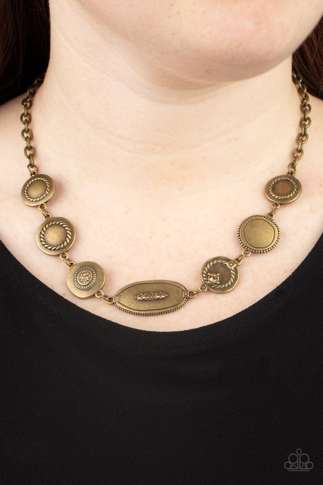 Uniquely Unconventional - Brass - Paparazzi Necklace Image