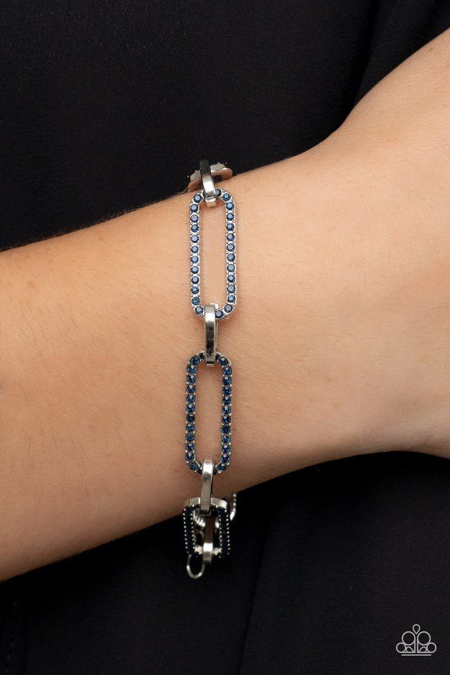 Still Not OVAL You - Blue - Paparazzi Bracelet Image
