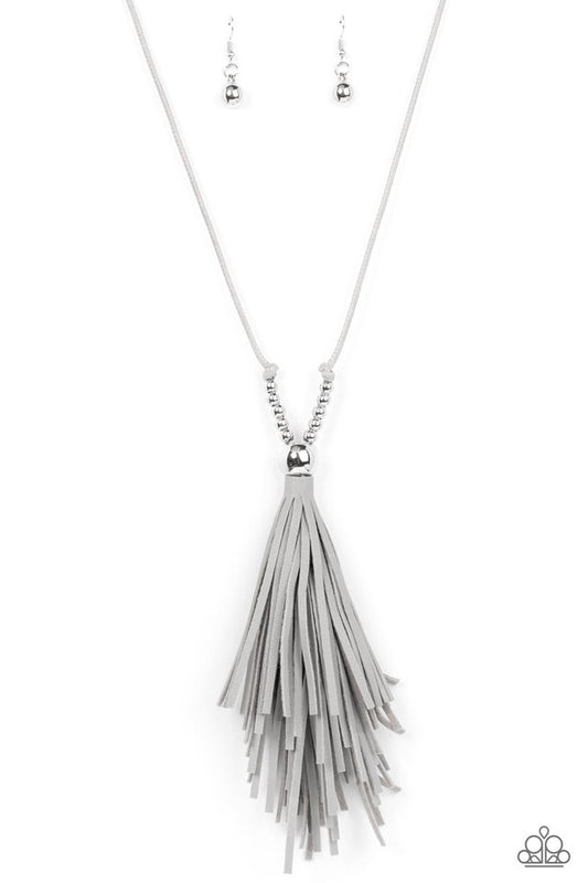 A Clean Sweep - Silver - Paparazzi Necklace Image