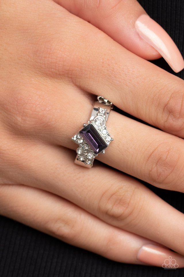 Tip the Balance - Purple - Paparazzi Ring Image