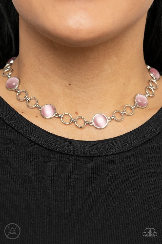 Dreamy Distractions - Pink - Paparazzi Necklace Image