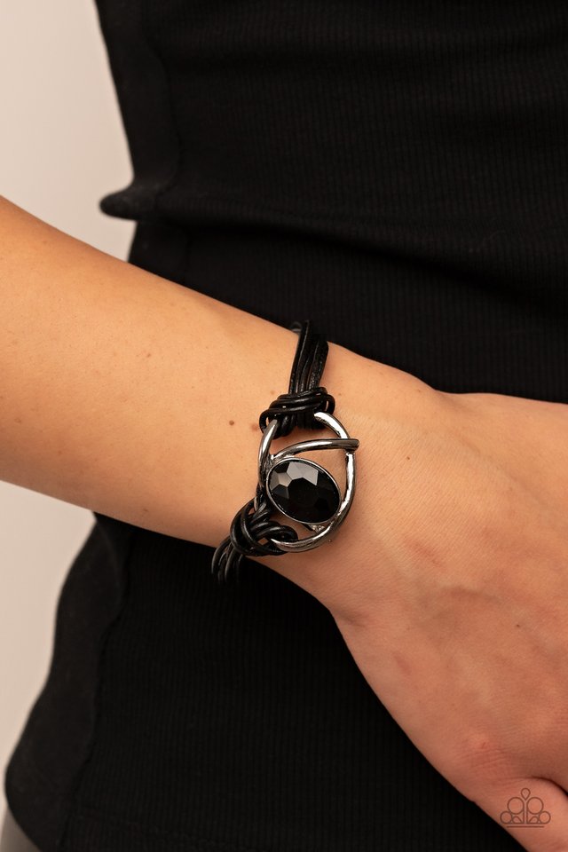Keep Your Distance - Black - Paparazzi Bracelet Image