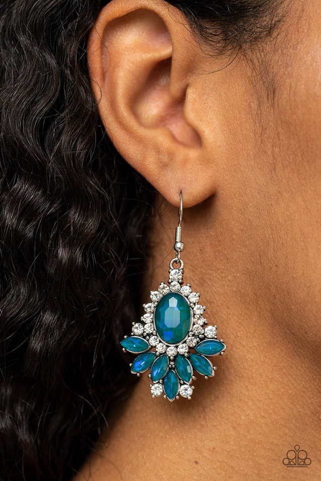 Magic Spell Sparkle - Green - Paparazzi Earring Image