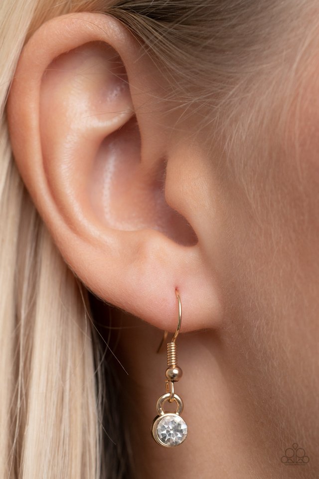 Extravagant Extravaganza - Gold - Paparazzi Necklace Image