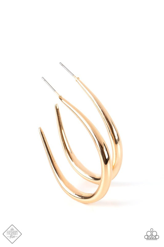 CURVE Your Appetite - Gold - Paparazzi Earring Image