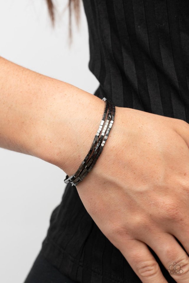 ​Block Bash - Black - Paparazzi Bracelet Image