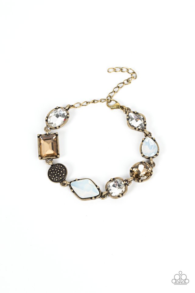 Jewelry Box Bauble - Brass - Paparazzi Bracelet Image