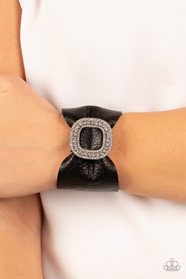 Lights, SELFIE, Action! - Black - Paparazzi Bracelet Image