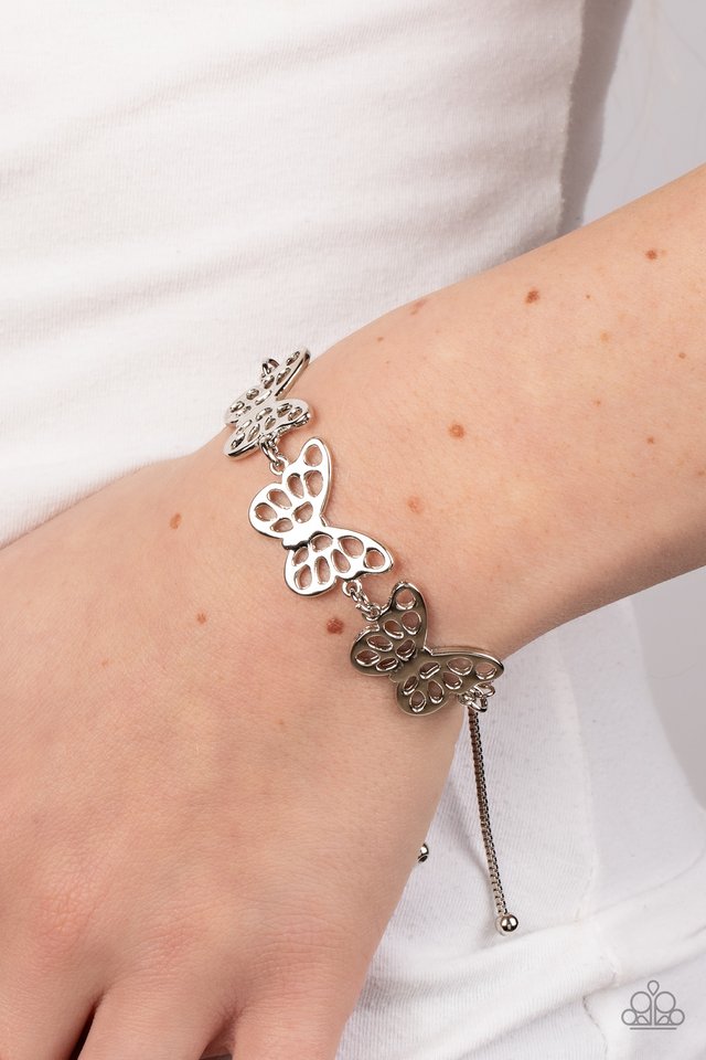 Put a WING on It - Silver - Paparazzi Bracelet Image