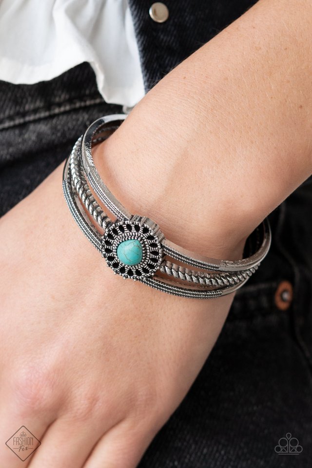 Elemental Escape - Blue - Paparazzi Bracelet Image